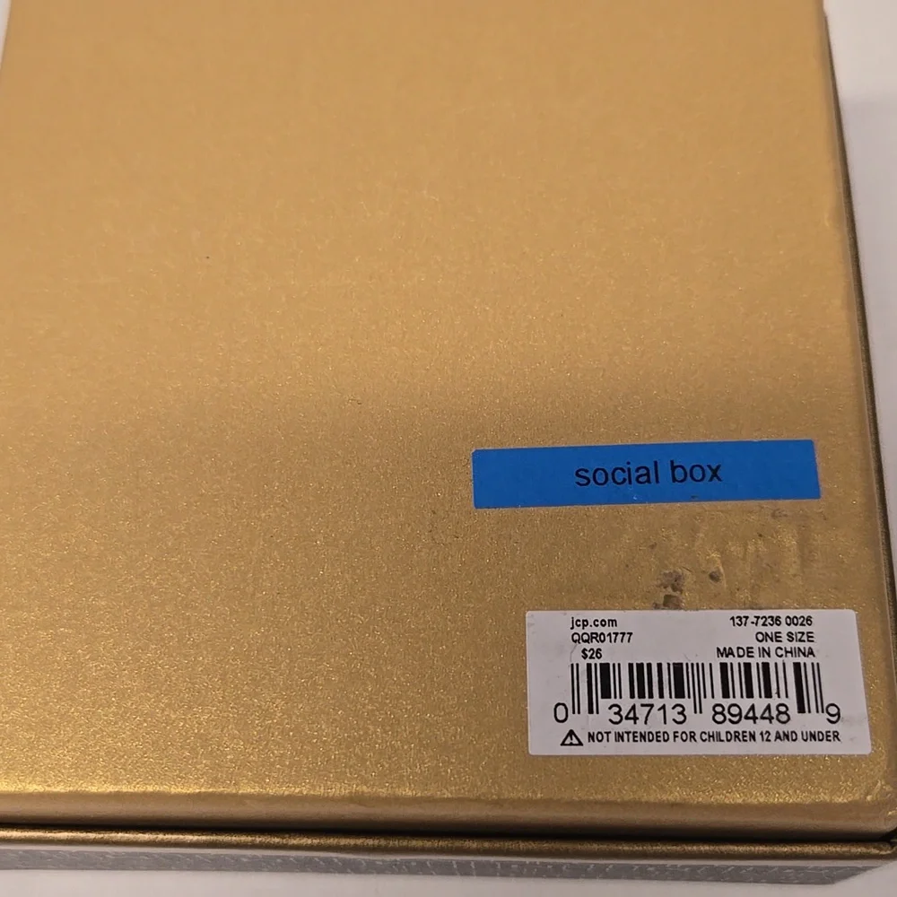 NIB Monet Rose Gold Compact Mirror with Crystal Accents - Picture 4 of 5